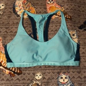 Women’s Large UnderArmor Sports Bra